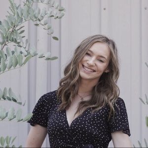 Meet your Posher, Jaymee